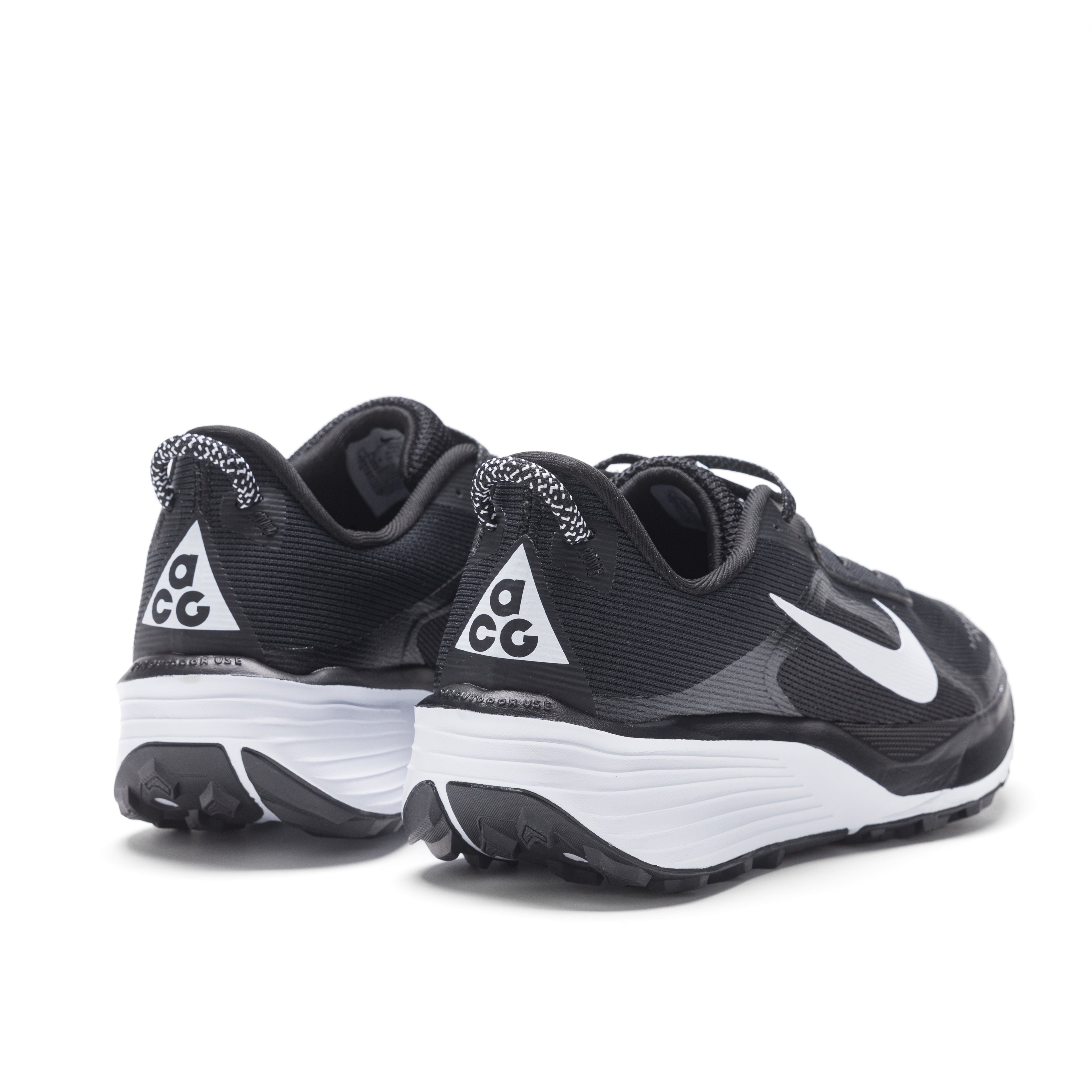 NIKE ACG PEGASUS
Black/ Summit White-Anthracite