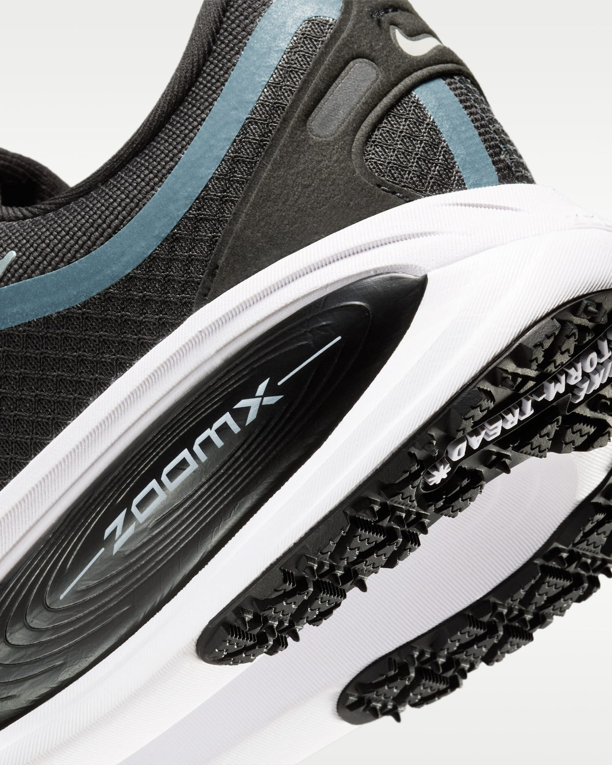 Nike Vomero 18 GORE-TEX