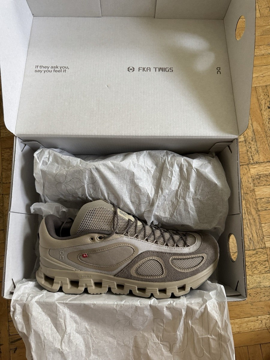 ON FKA twigs Edition Cloud Sneakers