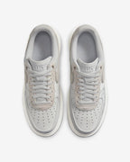 Nike Air Force 1 Luxe