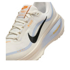 Nike(WMNS) Nike Air Zoom Vomero 18 Gore-Tex 'Pale Ivory Football Grey'