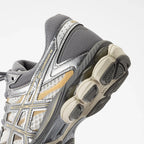 Trainers ASICS Unisex GEL-CUMULUS 16 Cream/Clay Grey