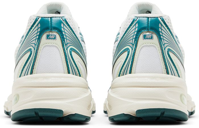 740v2 'White Marsh Green'